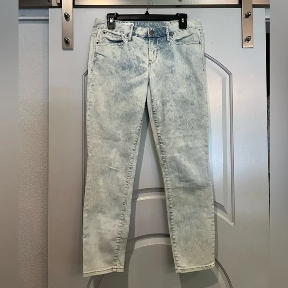 Gap acid wash always skinny jeans. GUC! - Picture 1 of 3